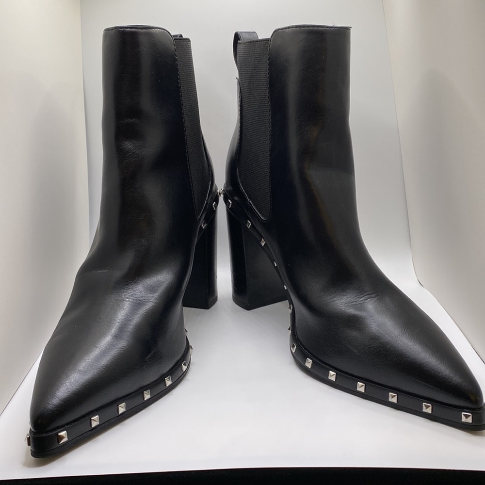 Charles by Charles David - Ankle Boots: Black. Size 9🎉